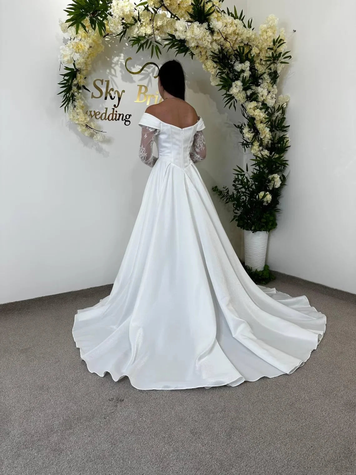 Romantic Lace Long Sleeve Off-Shoulder Bridal Gown