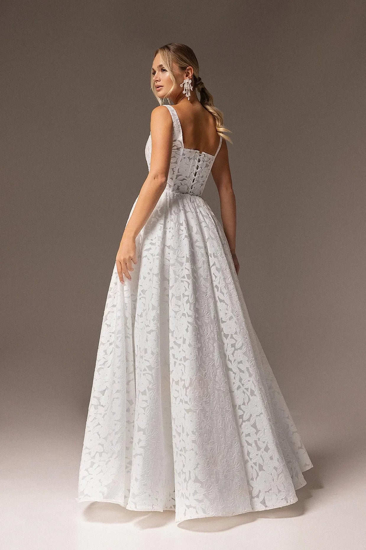 Elegant A-Line Lace Wedding Reception Dress