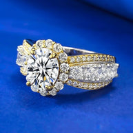 Women’s Moissanite Engagement & Wedding Ring