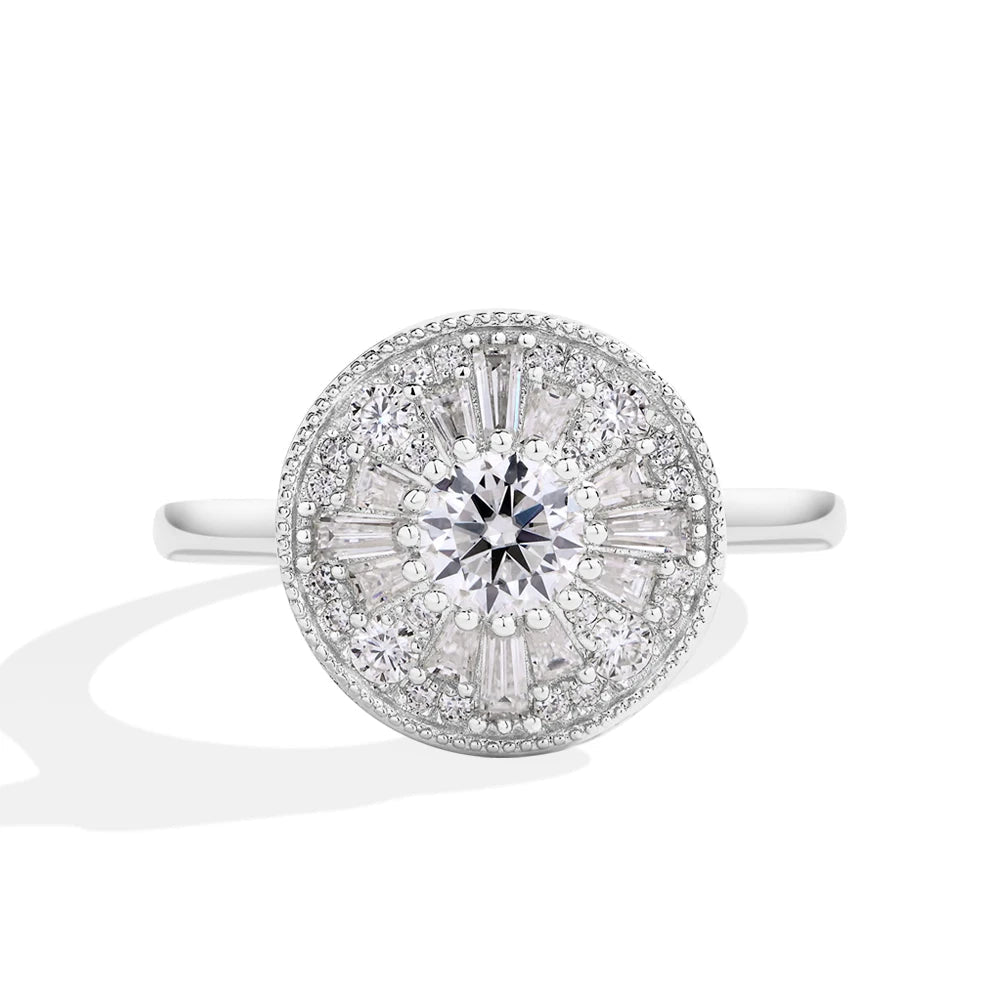 Round Cut Moissanite Engagement Ring for Women